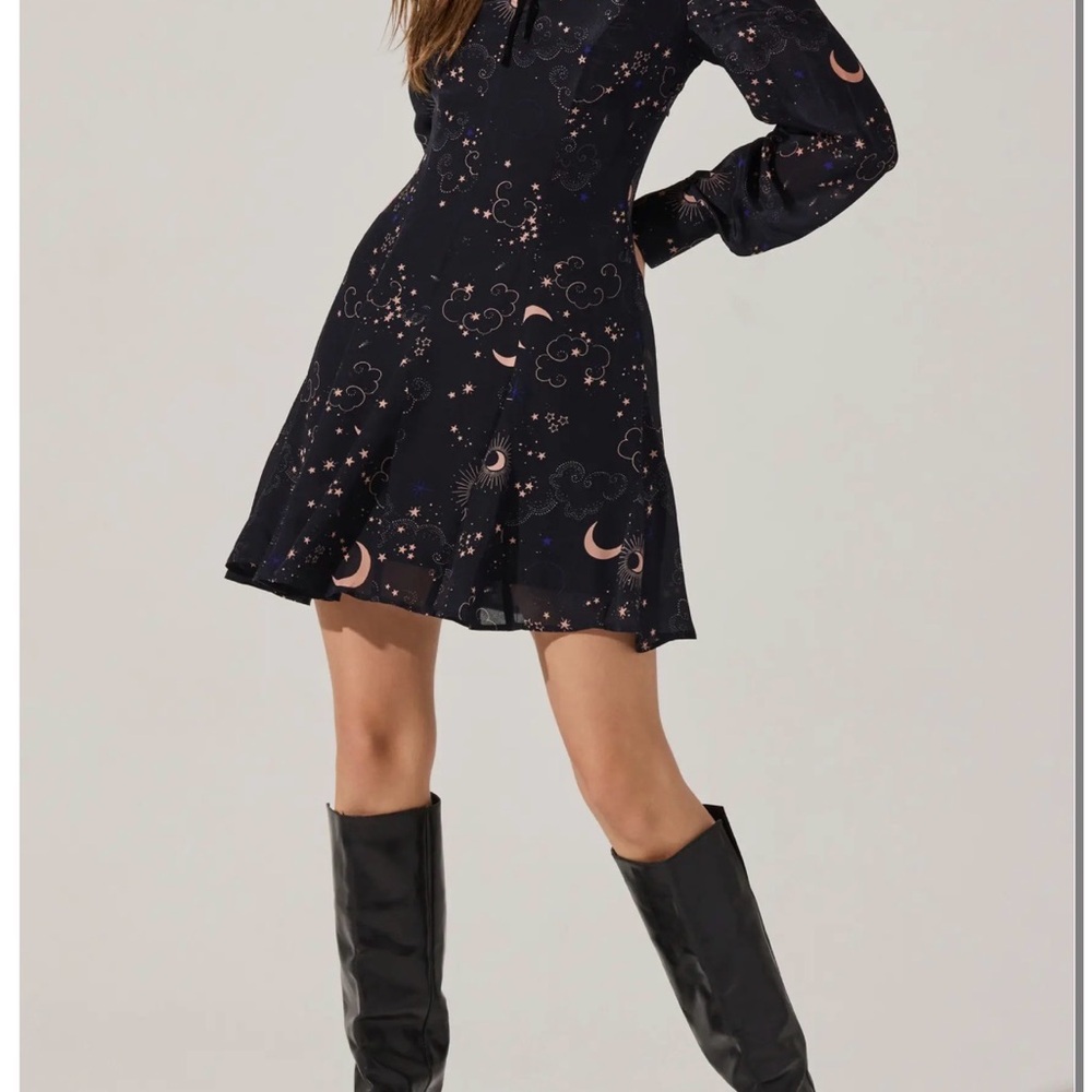 Astr The Label Lucien Collared V-Neck Mini Dress size small NWT celestial witchy